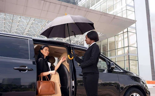 Seamless Journeys - Understanding Singapore Airport Transfers