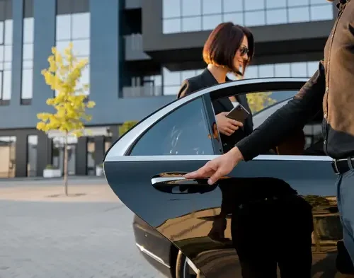 Why More People Are Turning to Use Chauffeured Services Companies in 2024